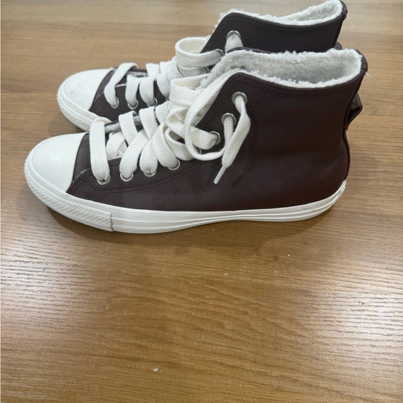 Converse Brown High-Tops with White Details - Picture 3 of 10